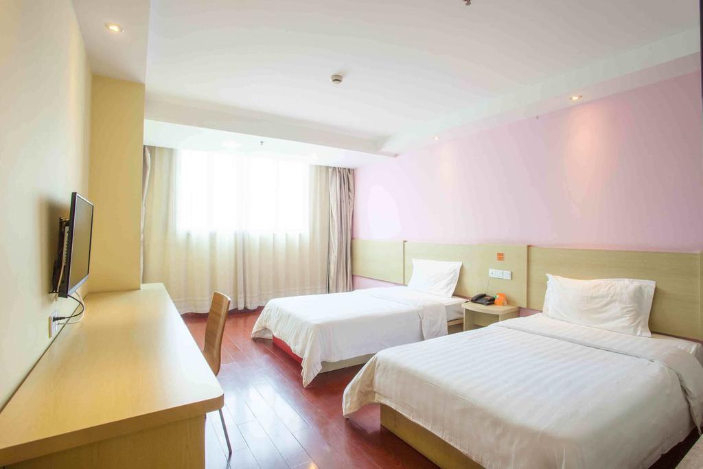 7Days Inn Dalian Wafangdian Railway Station Quarto foto